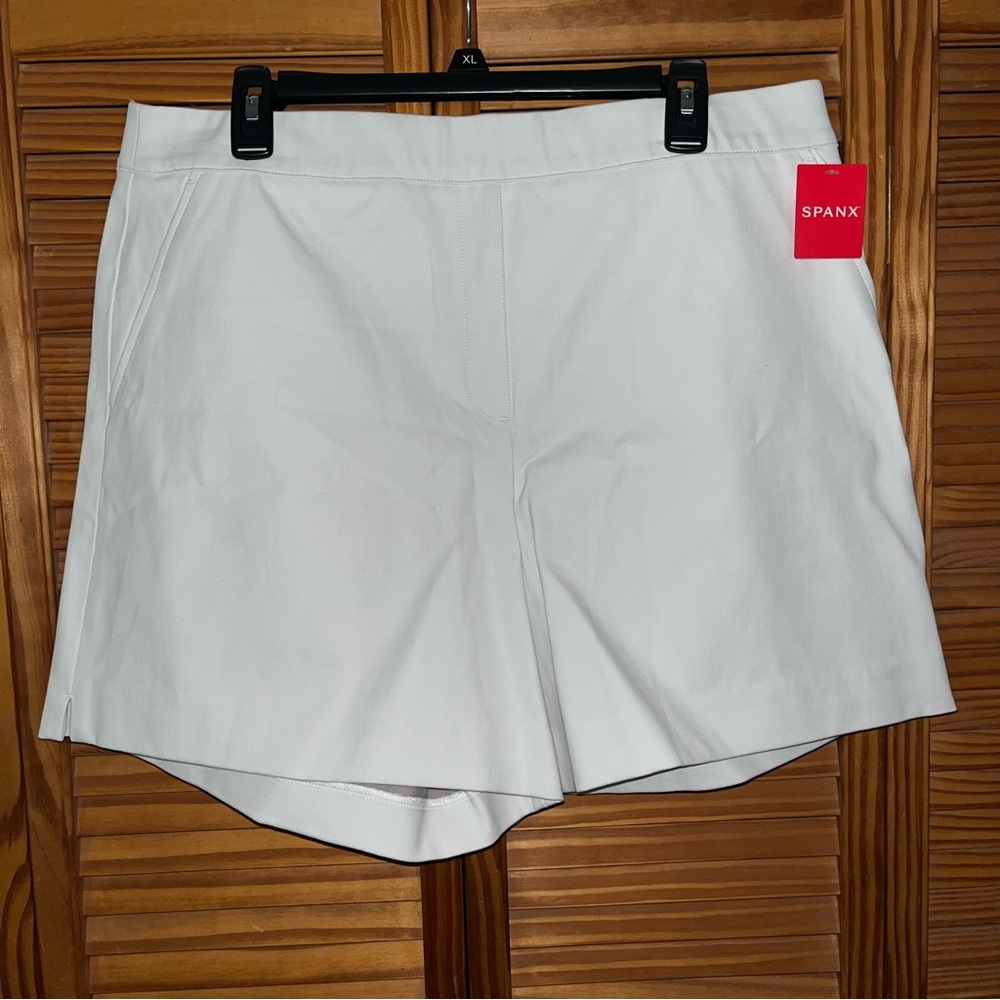 Spanx Classic White On The Go XLarge 6” Pull On Shorts New With Tags